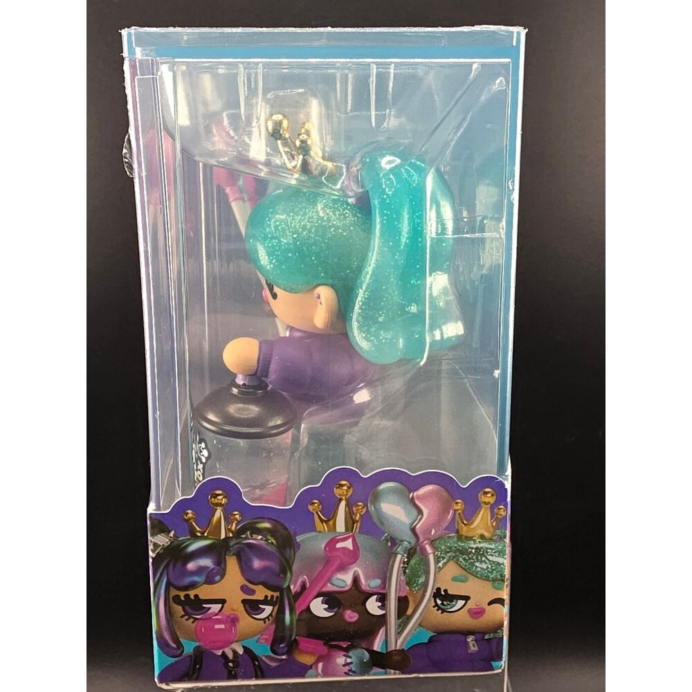 XOX Kweenie Fearless Kweens Series 3 Pack Figures - Picture 6 of 9